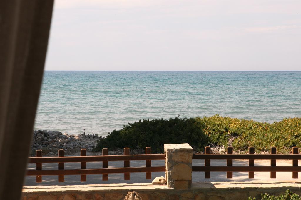 Horizonte Seafront Suites Kíssamos Extérieur photo